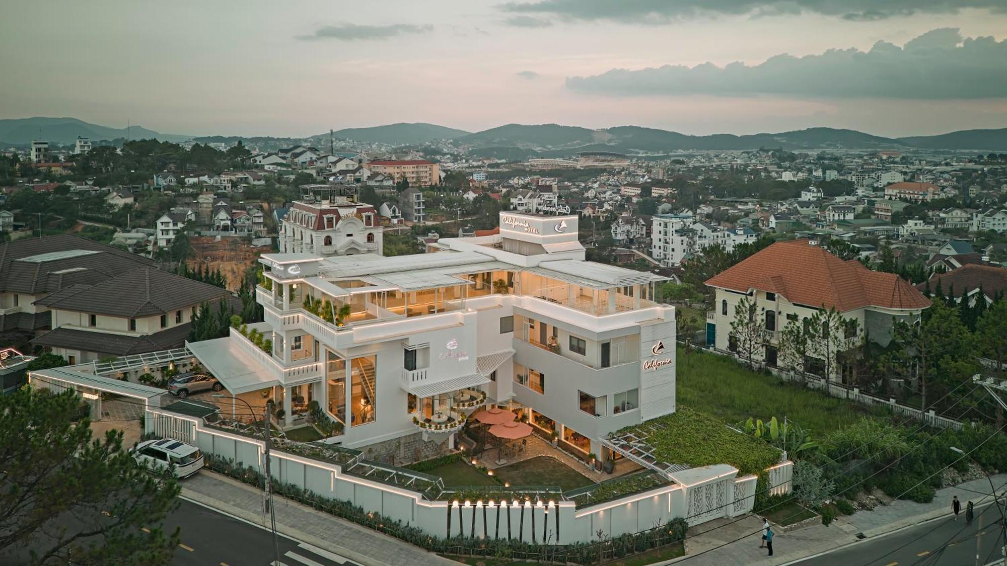 California Hotel Đà Lạt Ngoại thất bức ảnh